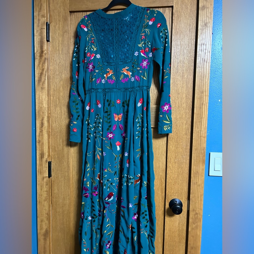 Twirl dress boutique prom dress, size 2, blue
